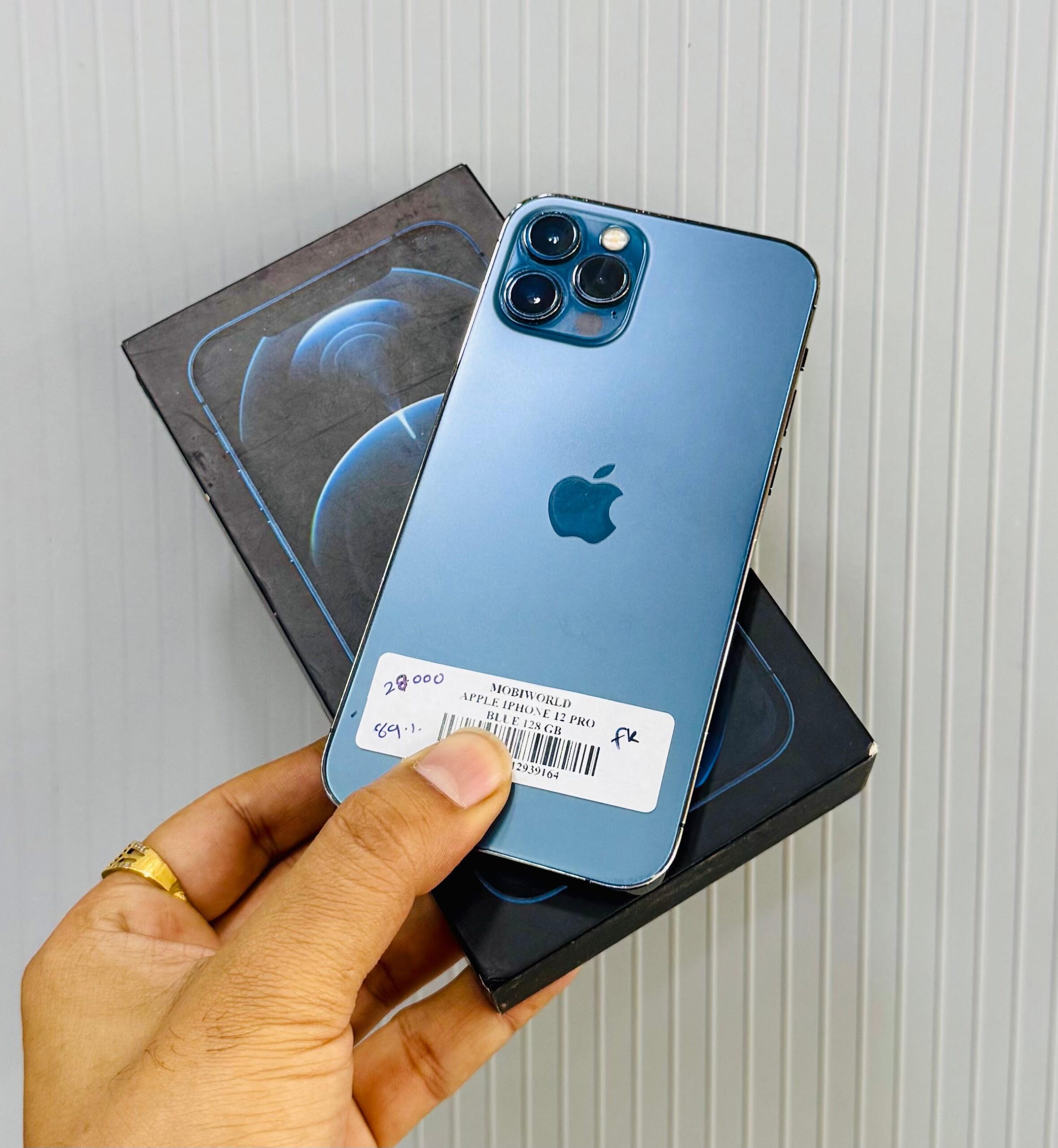 0c8592a8-5bce-4142-9a2e-35a0f60b7e39