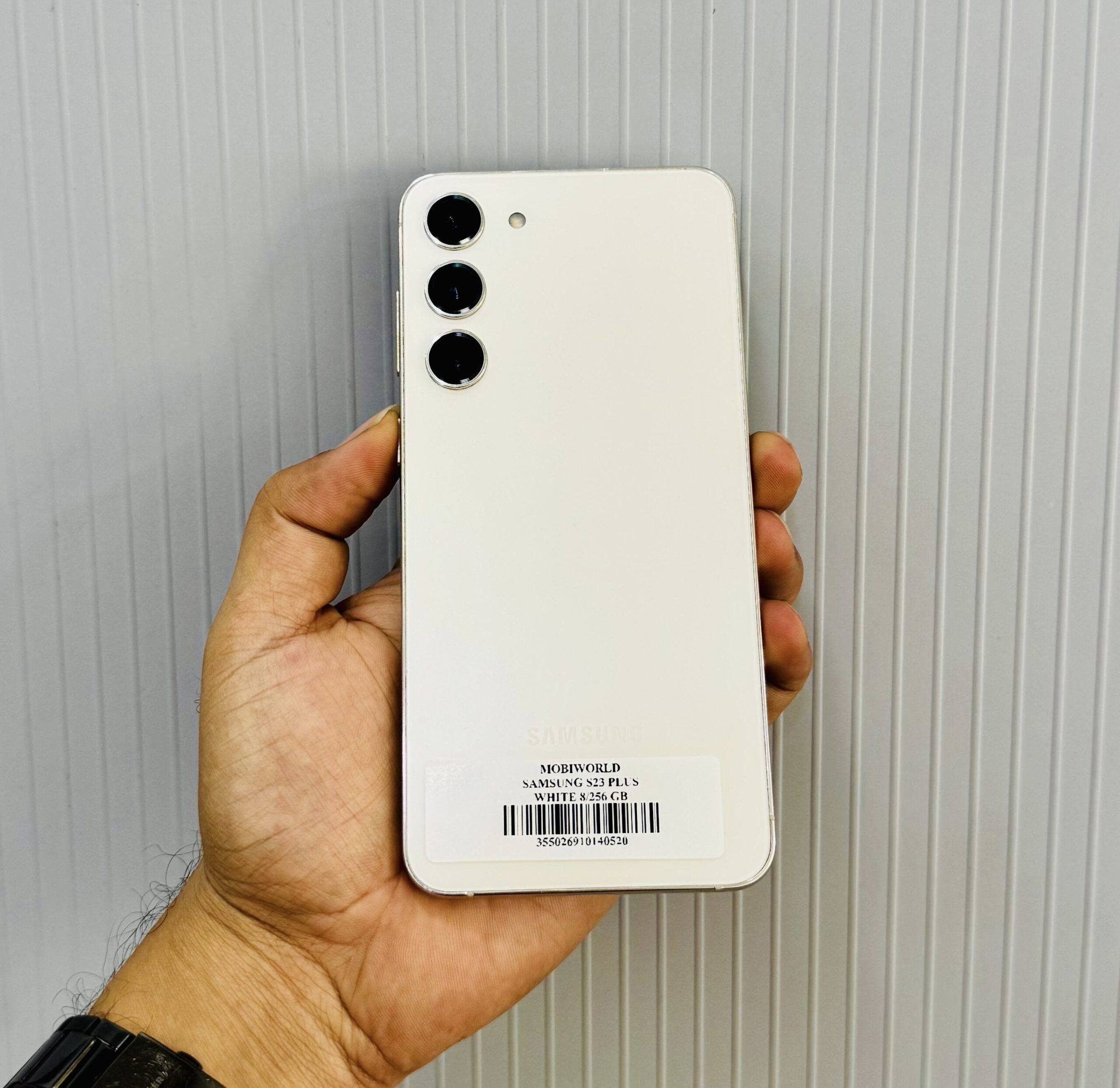 33bcaeb4-b6ba-4f62-a910-1ed27dd03933