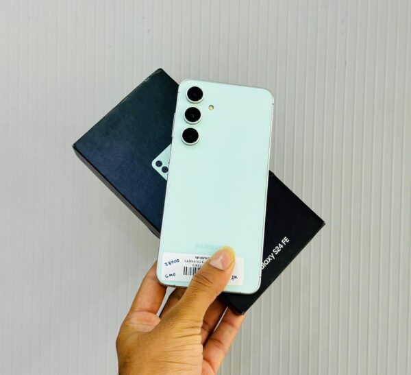 SAMSUNG S24 FE - 8/128 GB