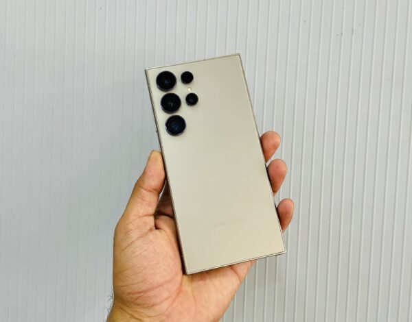 SAMSUNG S24 ULTRA - 256 GB